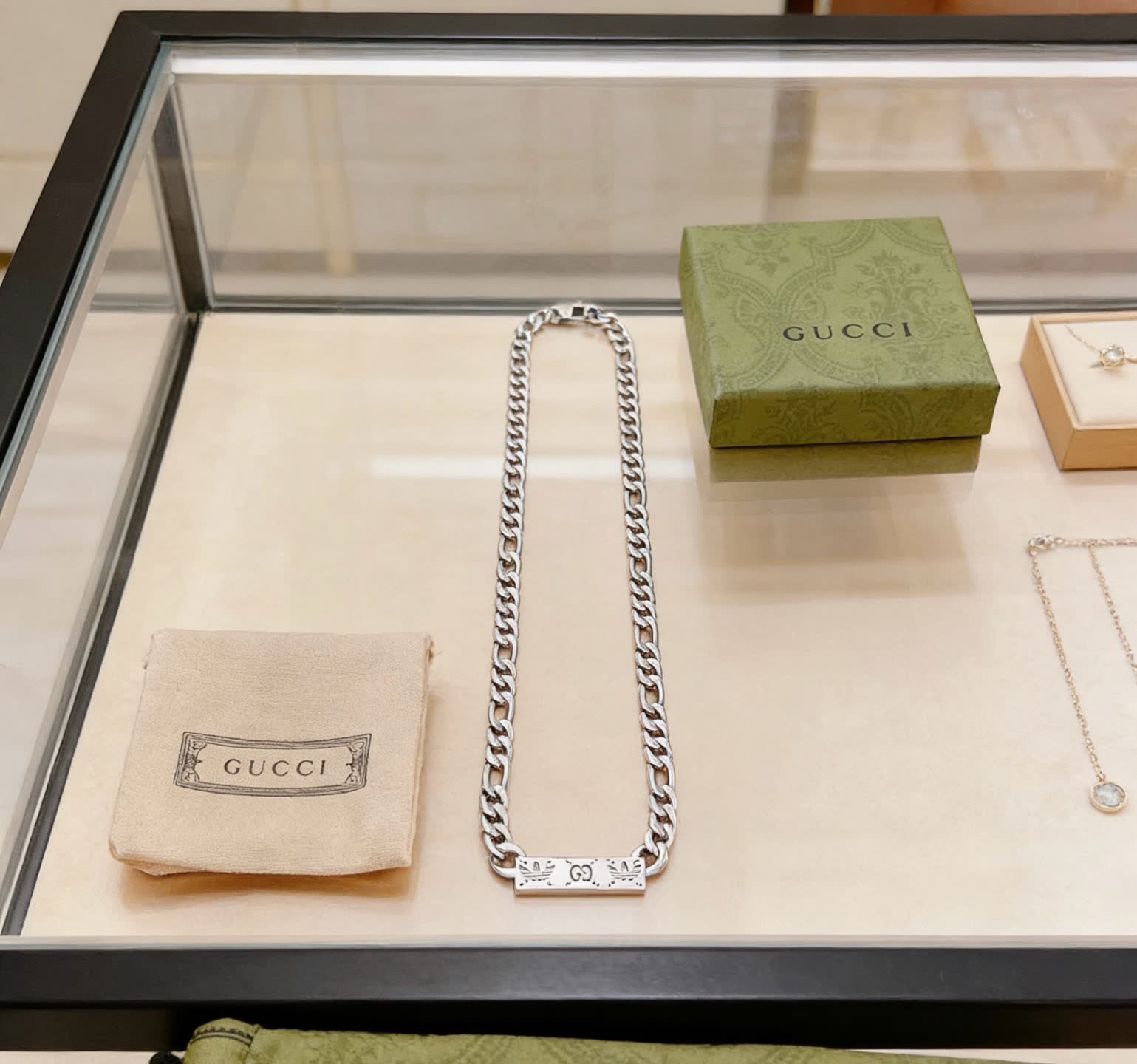 Gucci Silver Chain Necklace