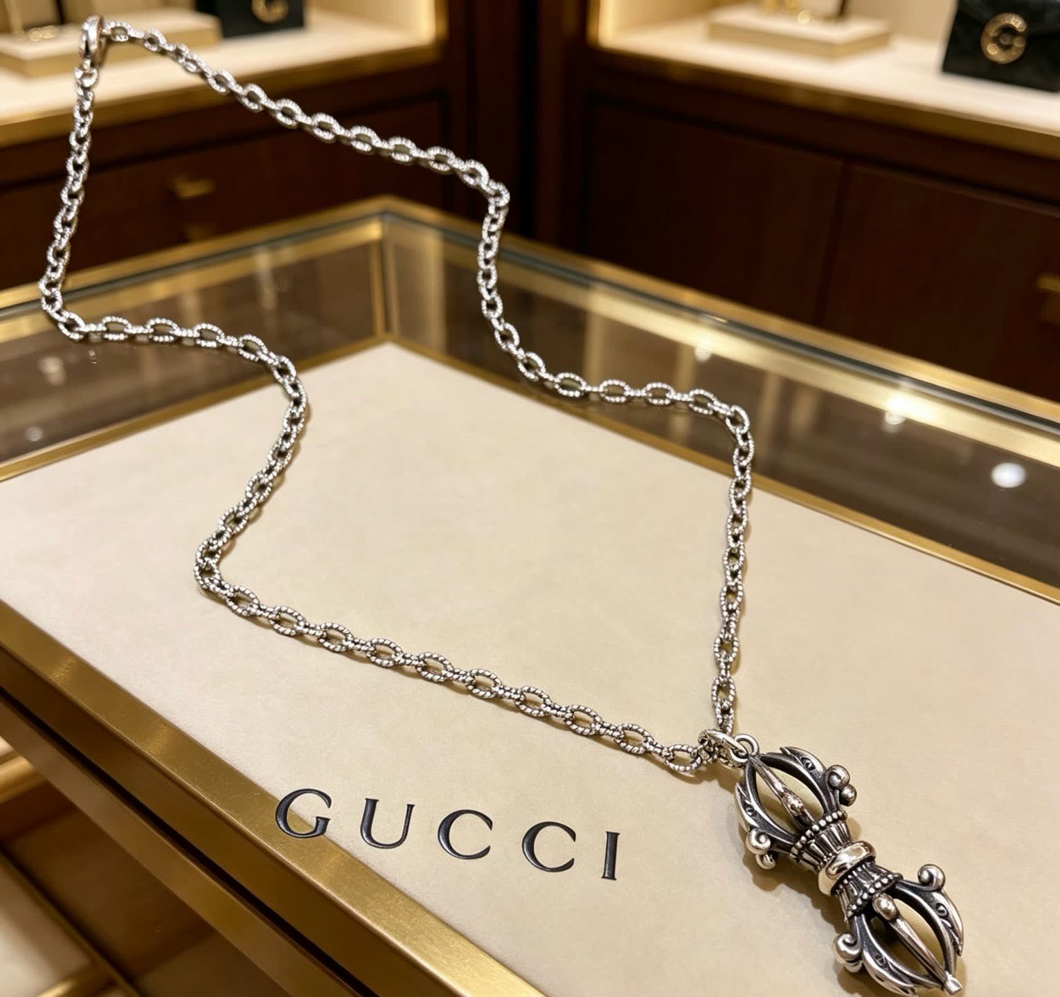Gucci Silver Chain with Ornate Pendant