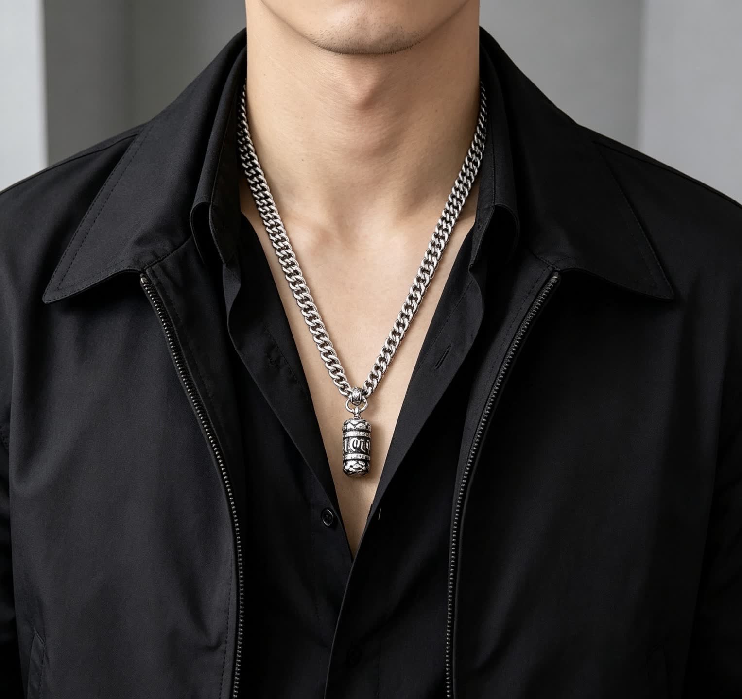 Gucci Silver Chain Necklace