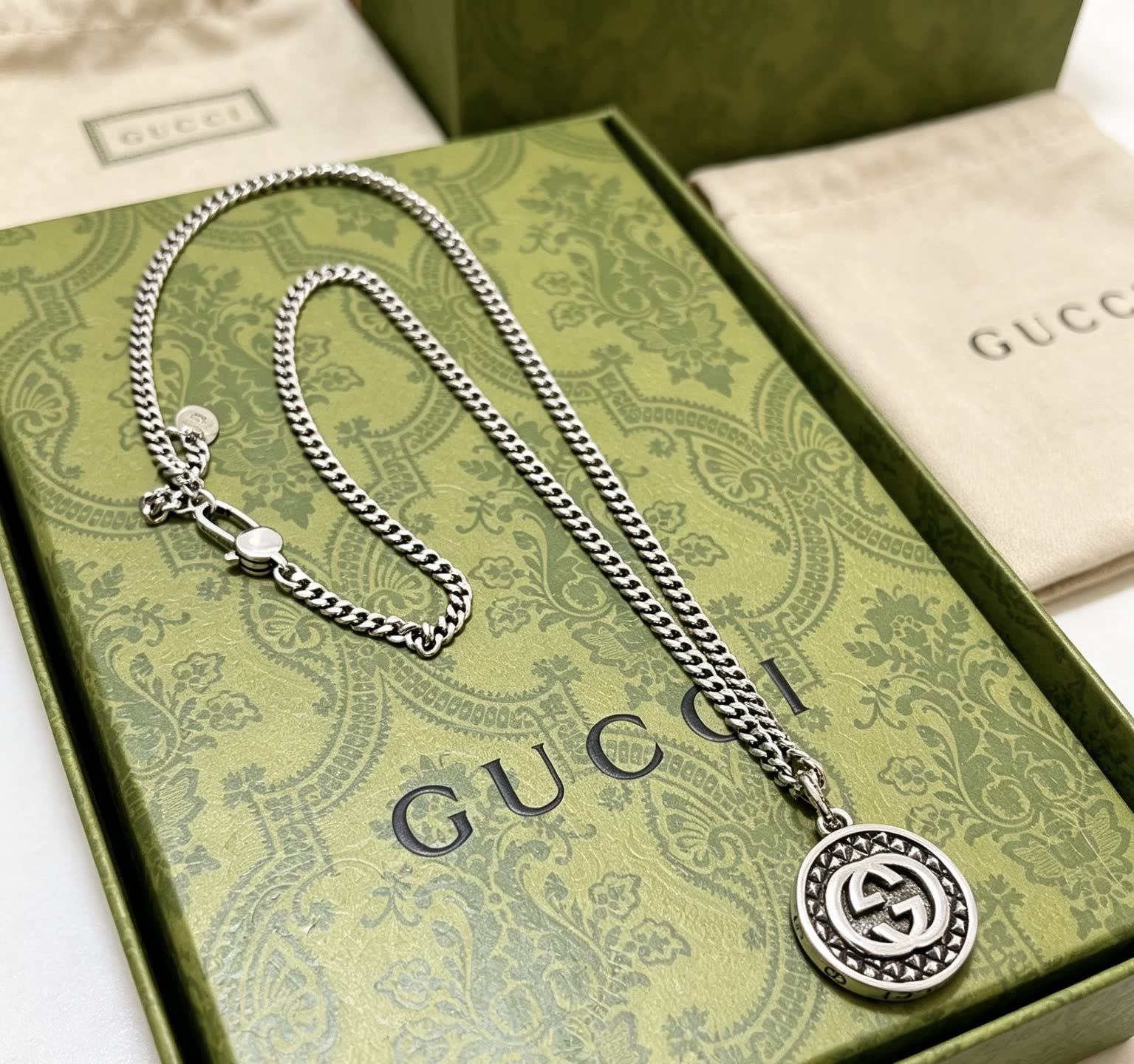 Gucci Silver Chain with Interlocking G Pendant