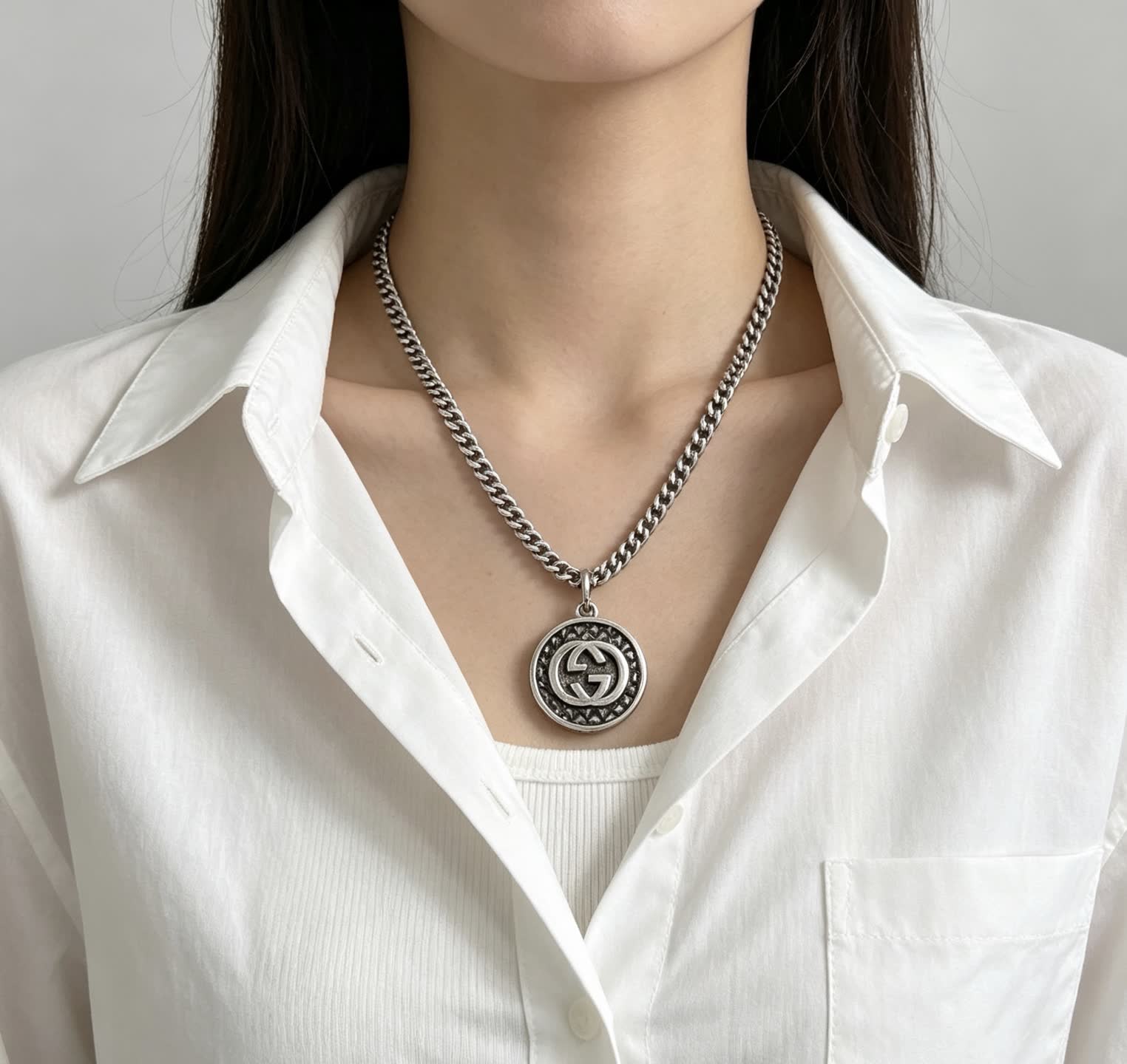 Gucci Silver Chain with Interlocking G Pendant