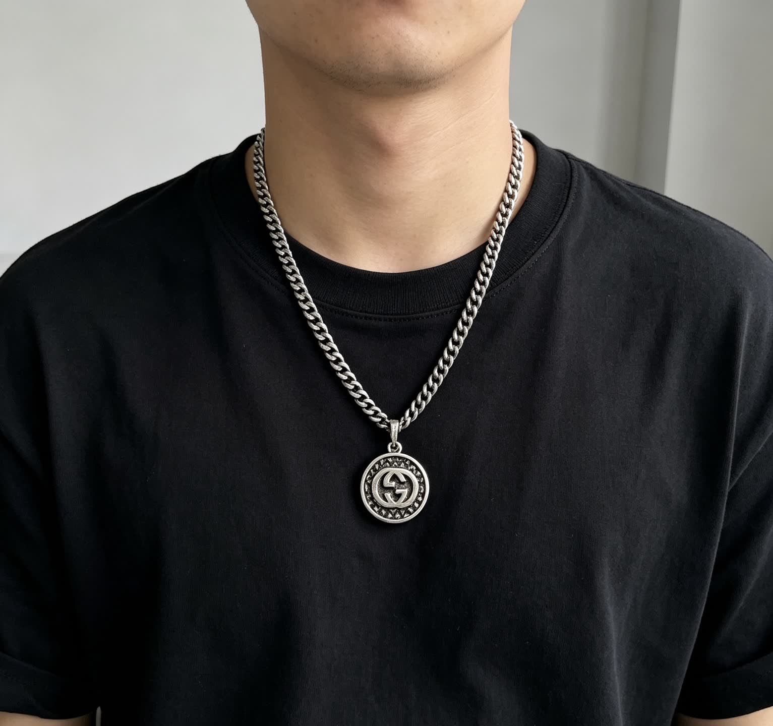 Gucci Silver Chain with Interlocking G Pendant