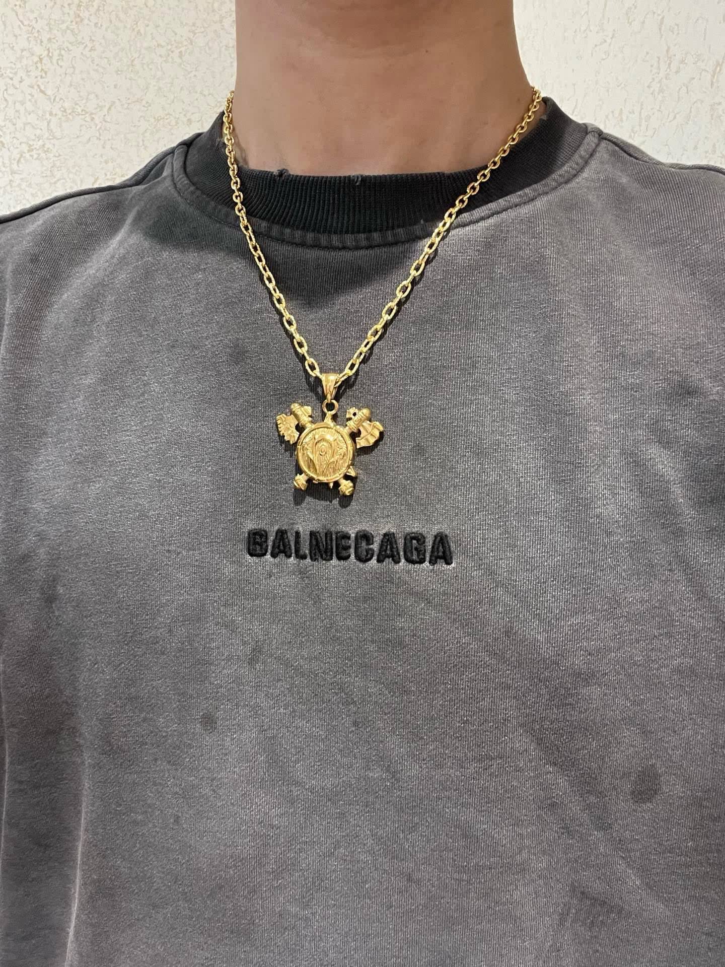 Gucci Gold-Plated Interlocking G Cross Pendant Necklace