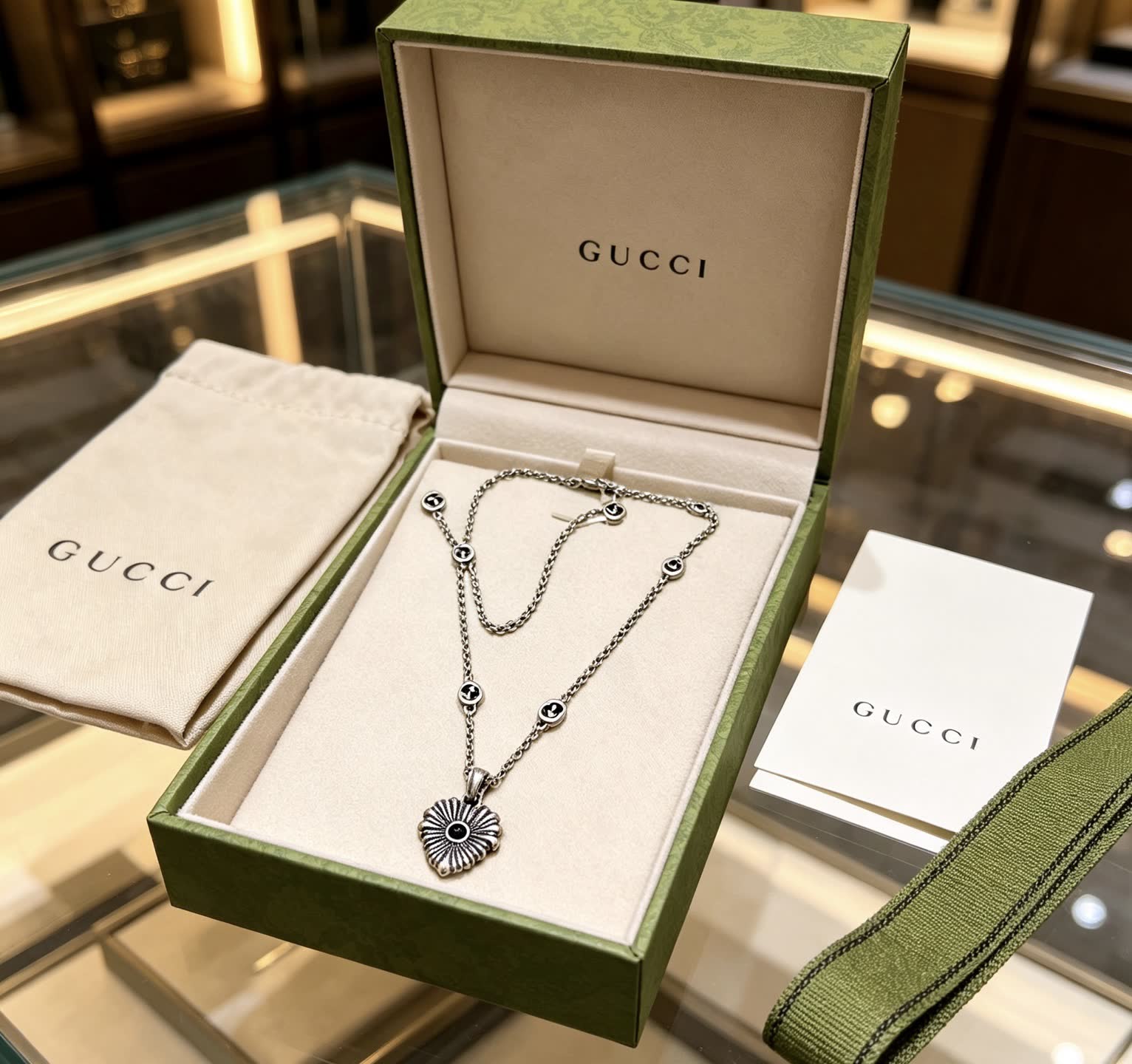 Gucci Silver Chain with Flower Pendant