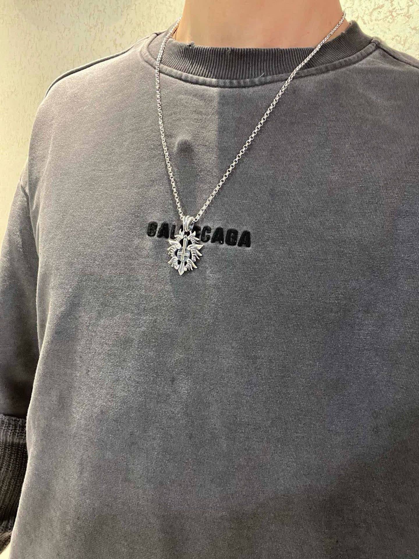 Gucci Silver Chain with Ornate Pendant