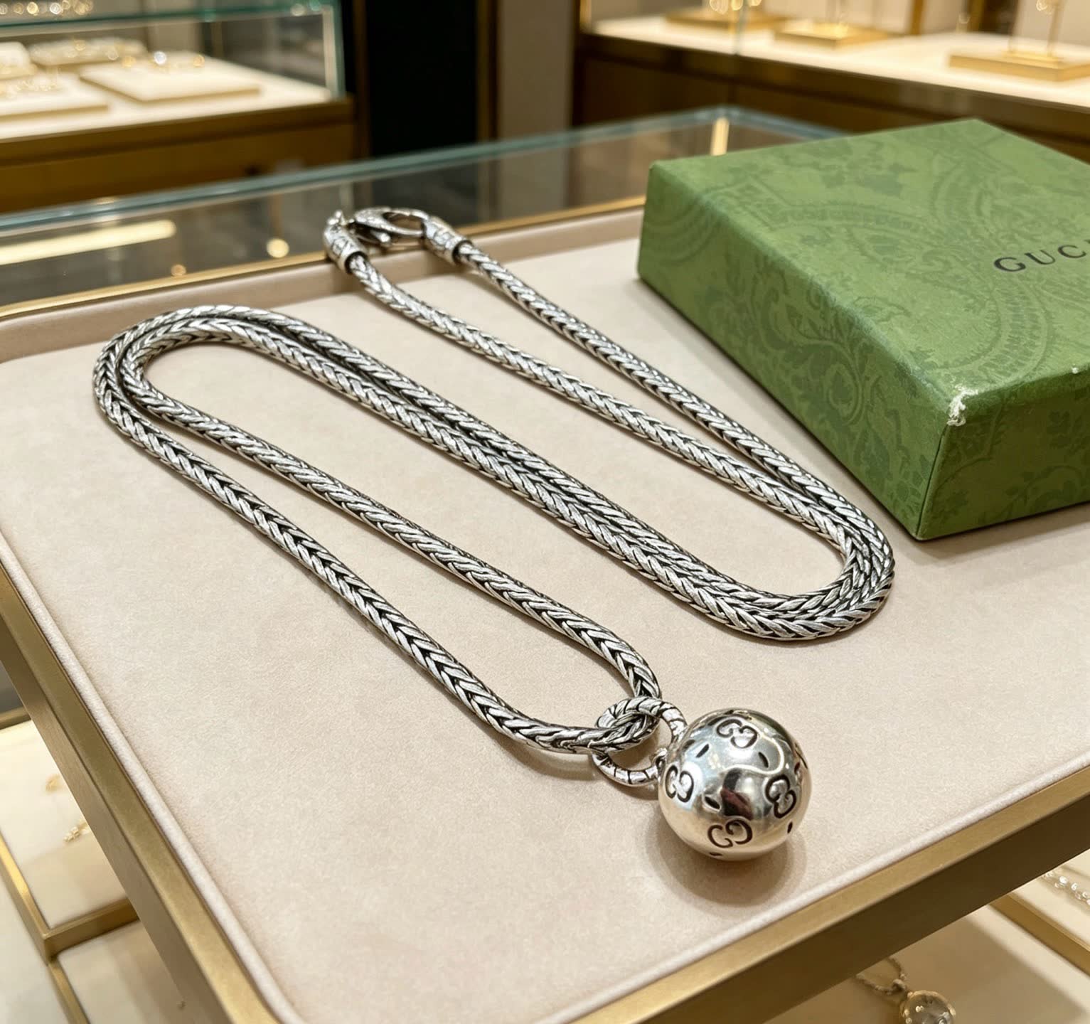 Gucci Silver Chain with Interlocking G Pendant