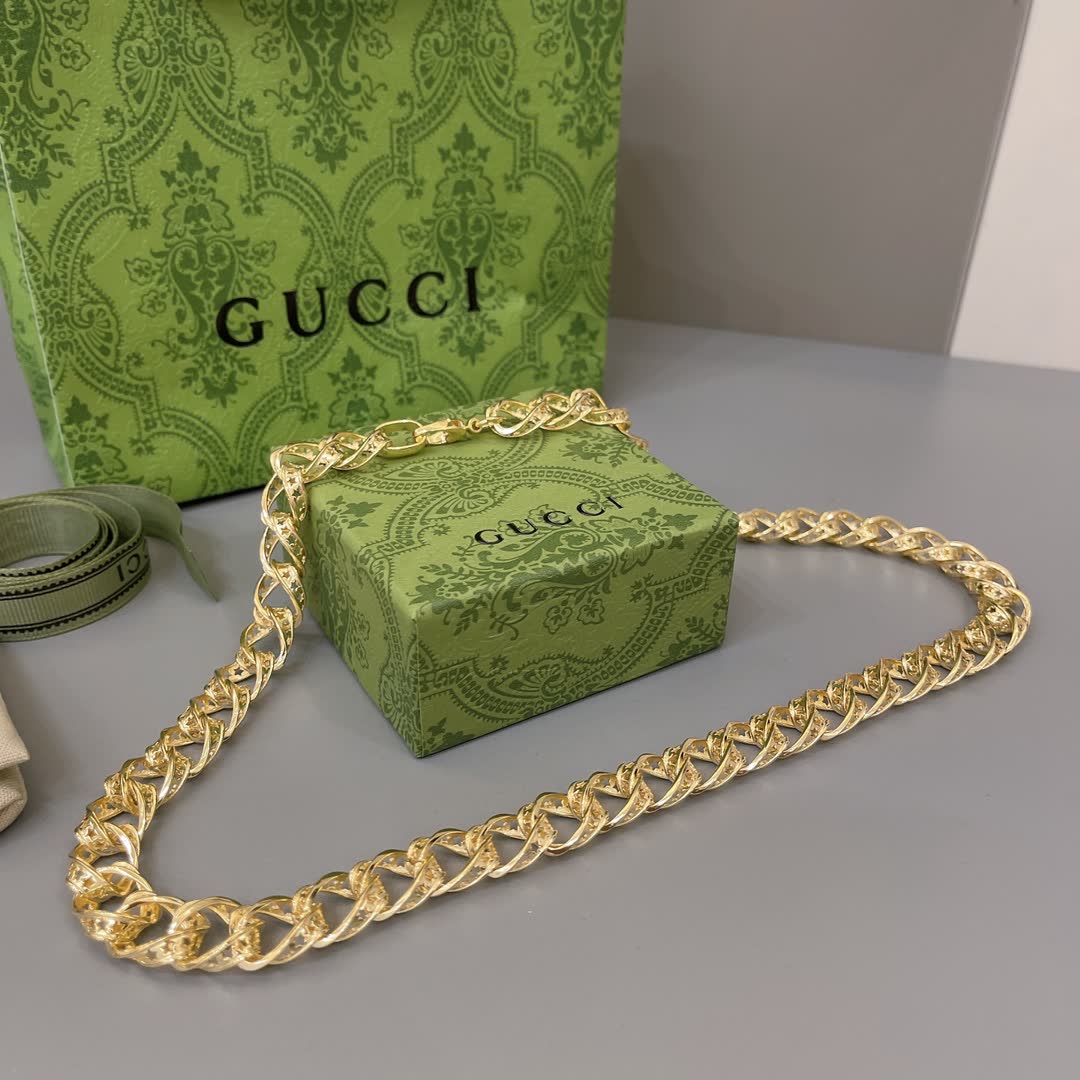 Gucci Gold-Plated Chain Necklace