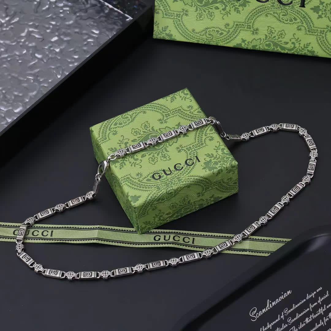 Gucci Silver Chain Necklace