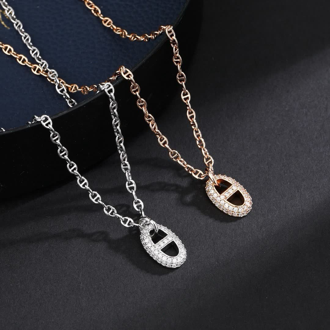Hermes Hermès Equestrian Shield Diamond Necklace