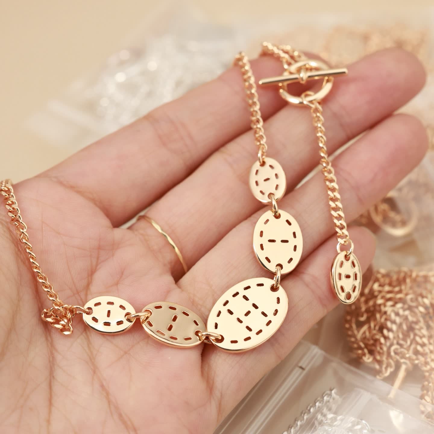 Hermes Elegant Silver and Gold Geometric Disc Necklace Set