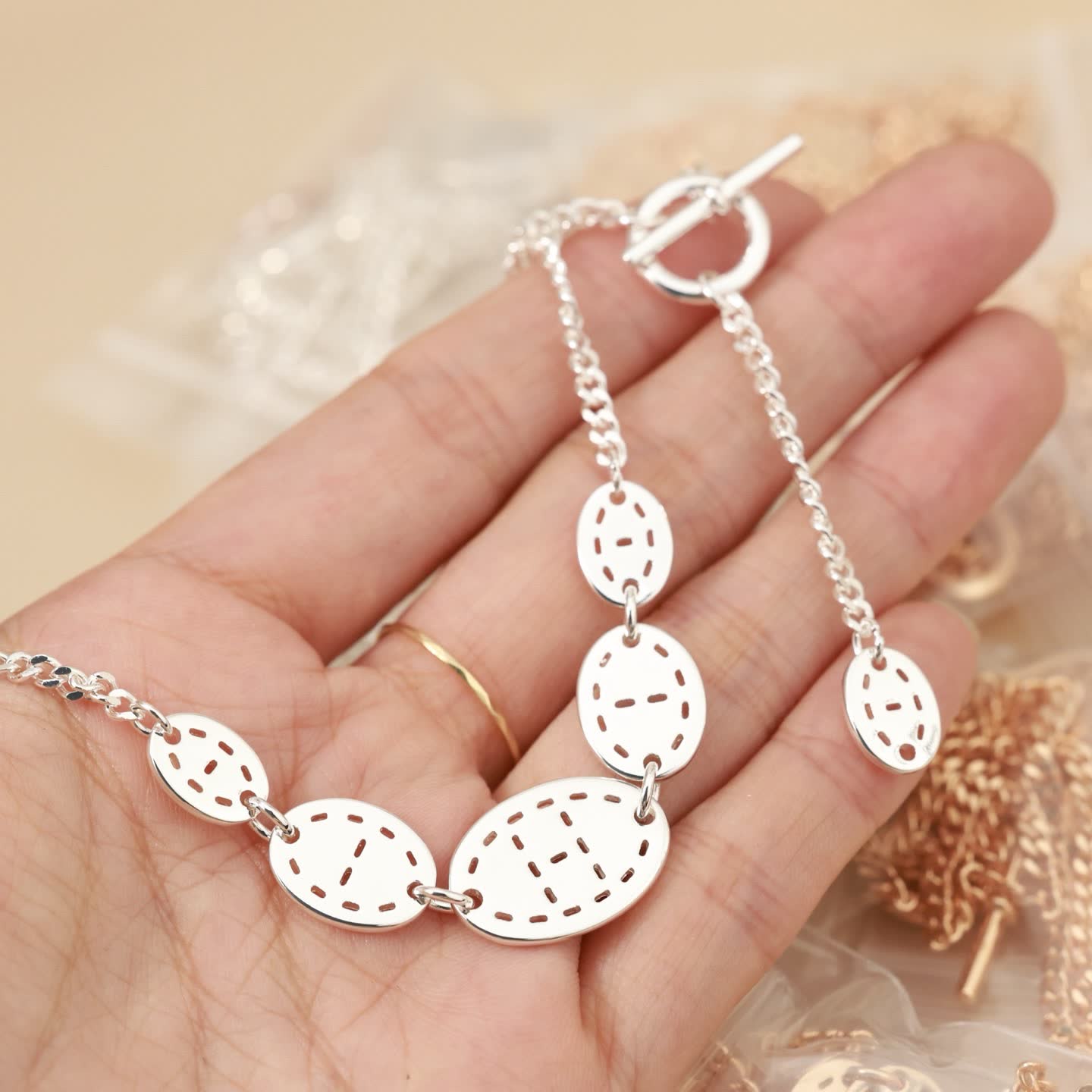 Hermes Elegant Silver and Gold Geometric Disc Necklace Set