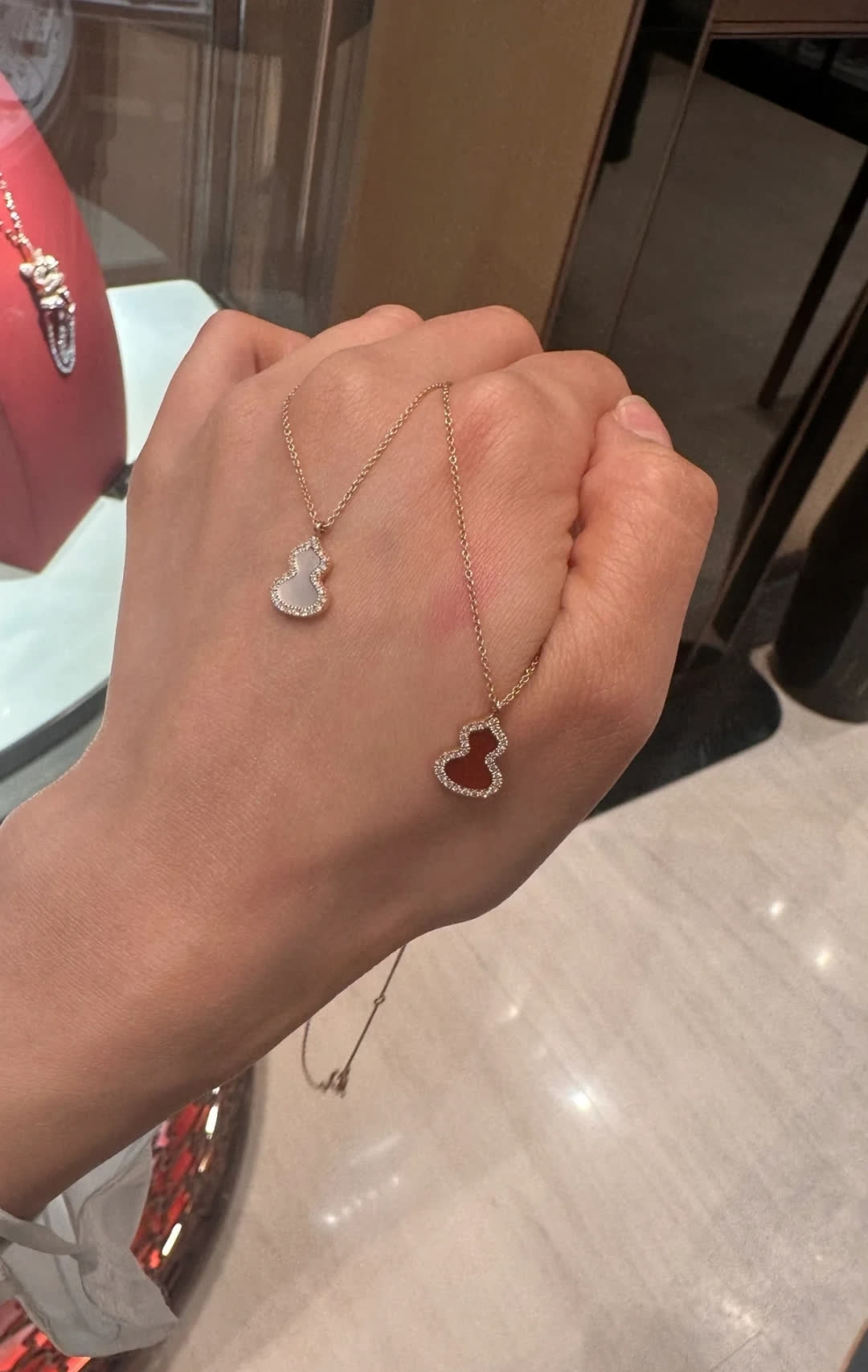 Qeelin Gold-Plated Red Gemstone Heart Pendant Necklace