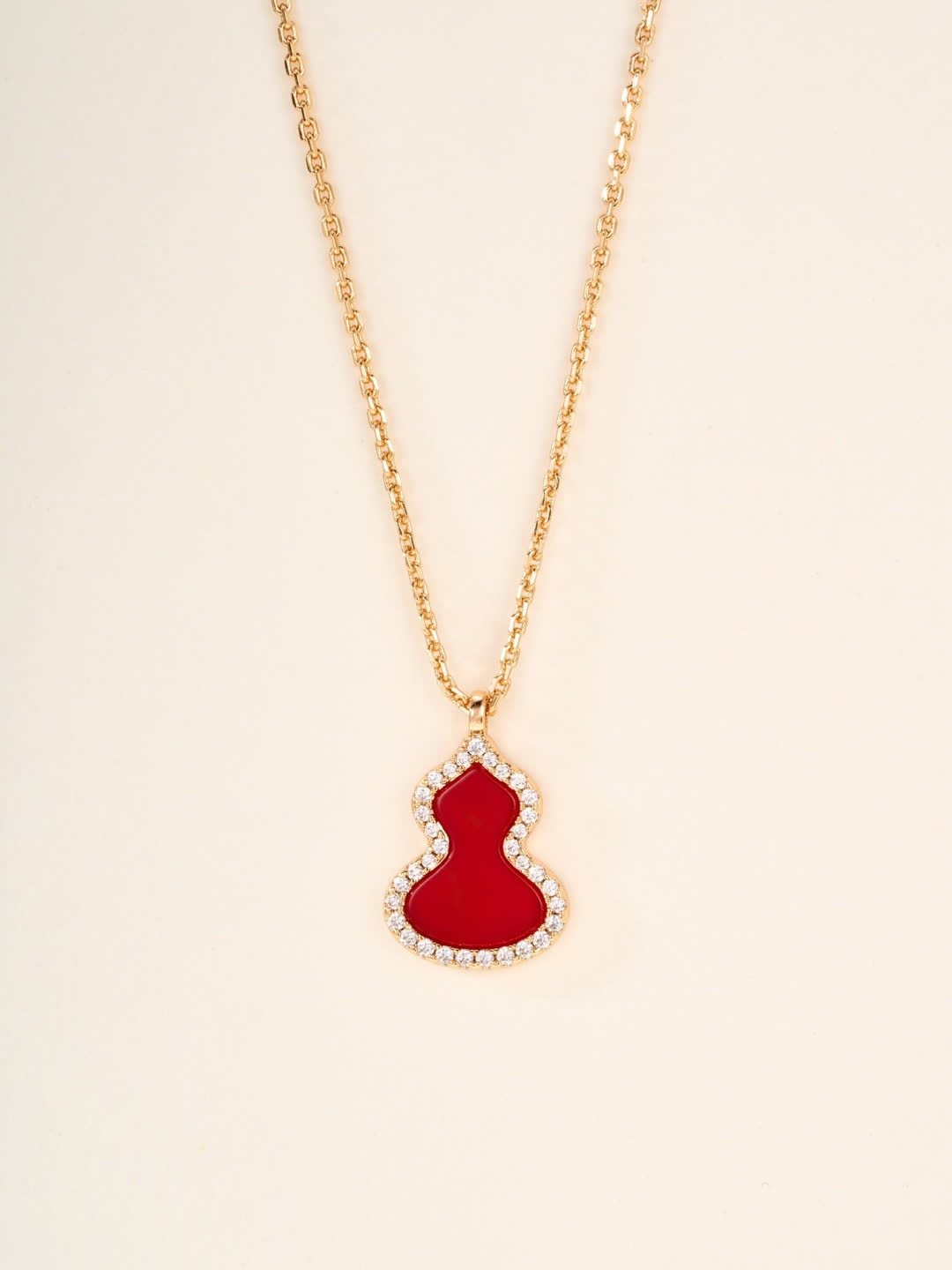 Qeelin Elegant Enamel and Diamond-Encrusted Pendant Necklace