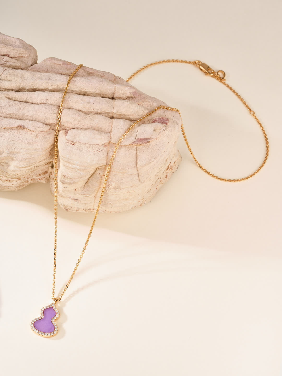 Qeelin Elegant Purple Enamel and Diamond Pendant Necklace