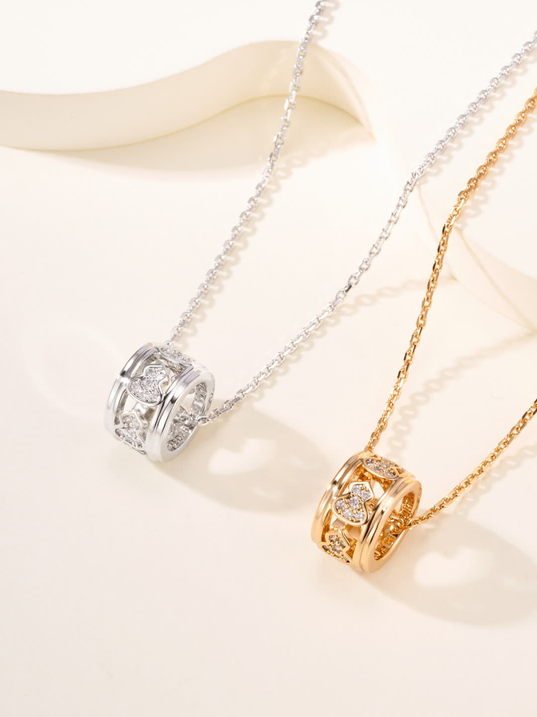 Qeelin Elegant Heart Charm Necklace