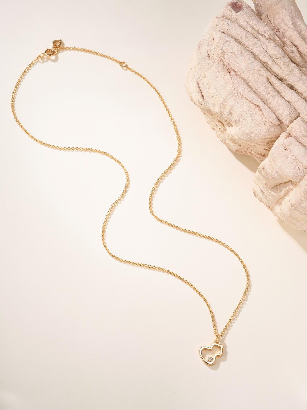 Qeelin Heart Shape Pendant Necklace