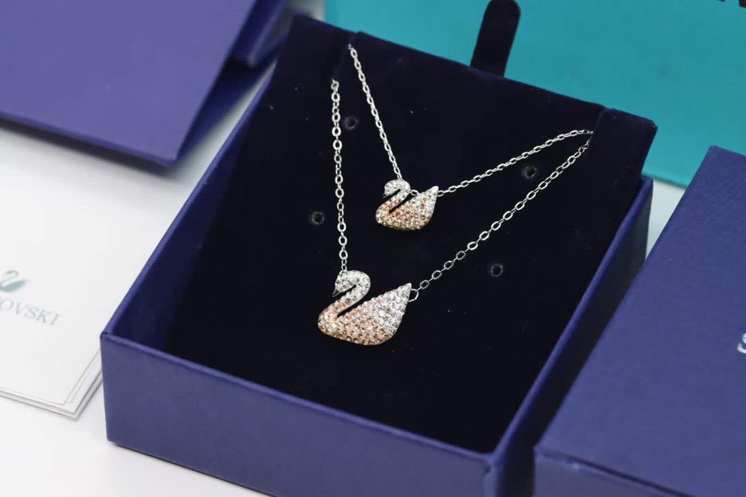 Swarovski Classic Gradual Change Swan Lock Bone Necklace