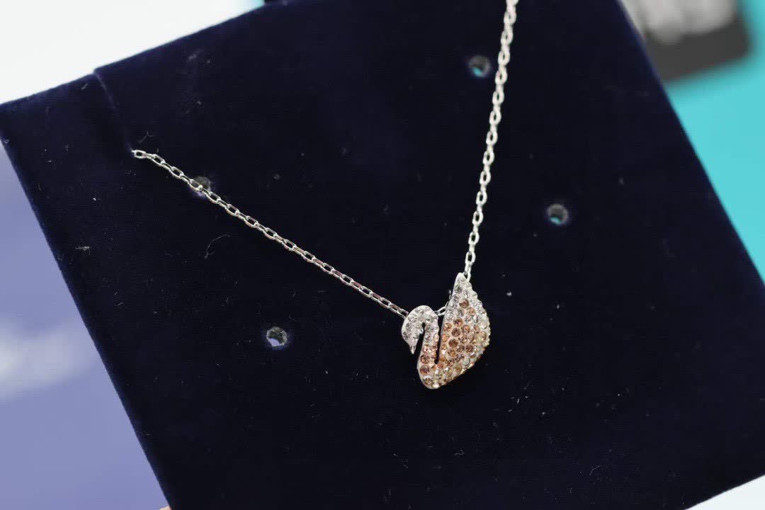 Swarovski Classic Gradual Change Swan Lock Bone Necklace