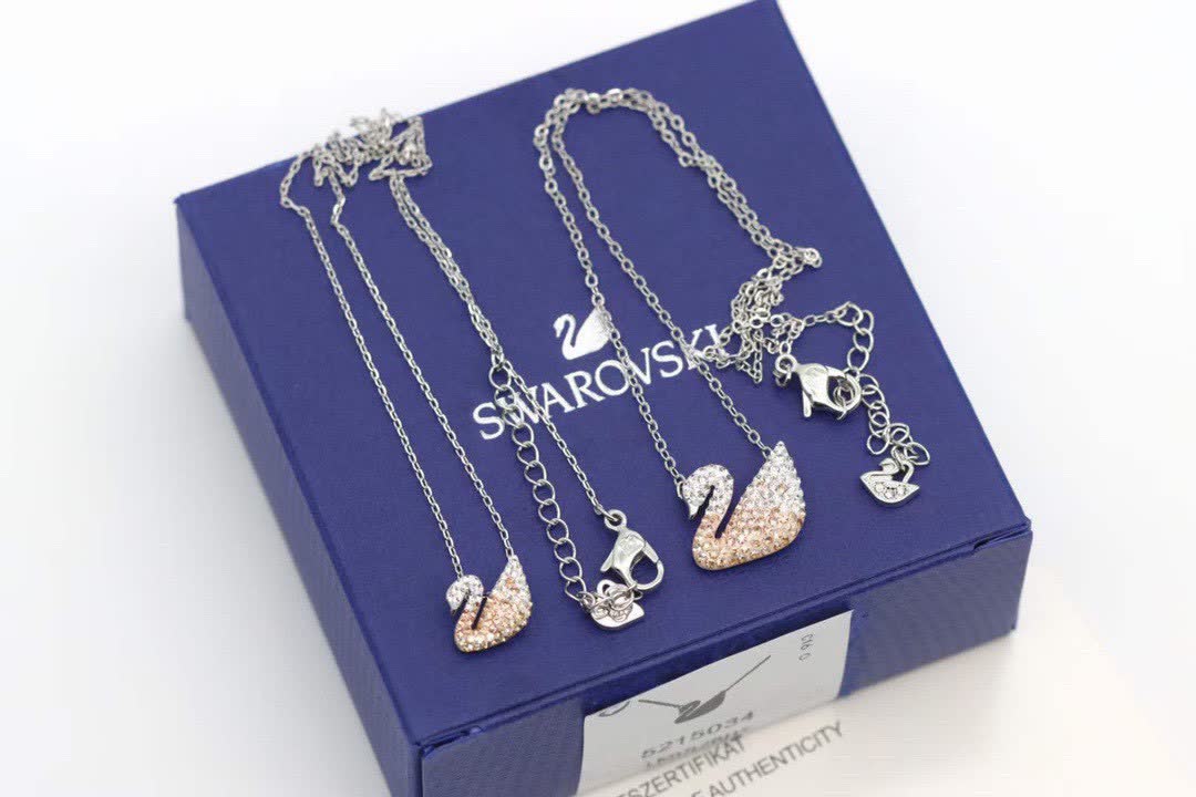 Swarovski Classic Gradual Change Swan Lock Bone Necklace