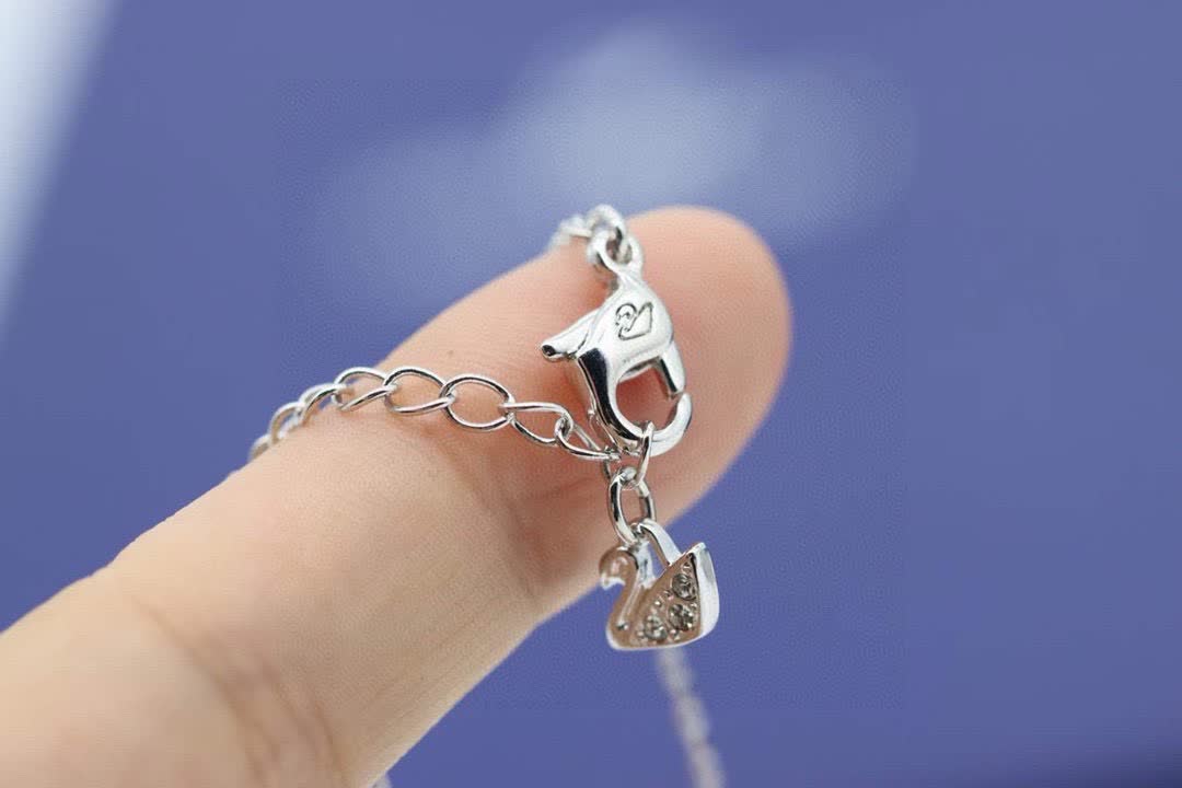 Swarovski Swan Pearl Pendant Necklace