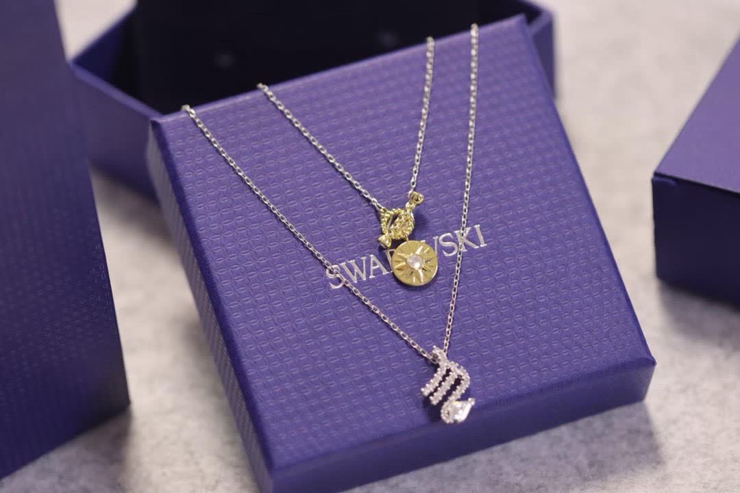 Swarovski Gold Tone Diamond Accent Initial 'M' Pendant Necklace