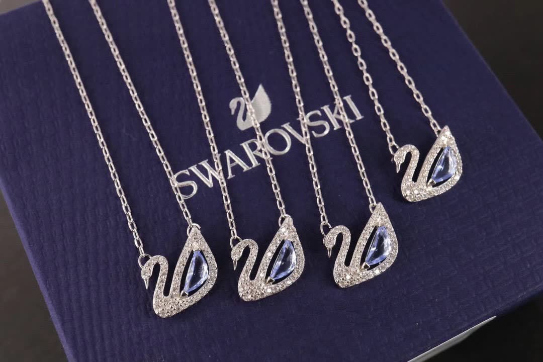 Swarovski Duo Evil Eye Pendant Necklace