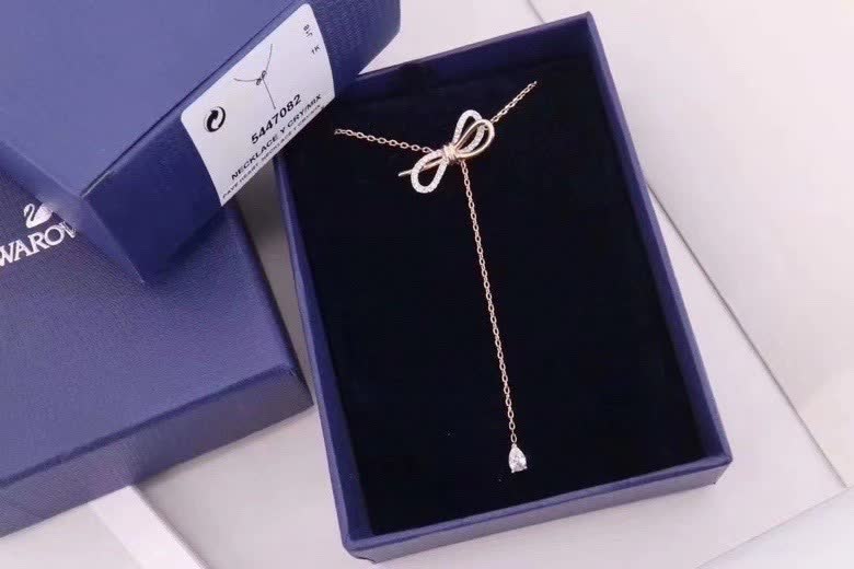 Swarovski Elegant Bow Tie Diamond Necklace