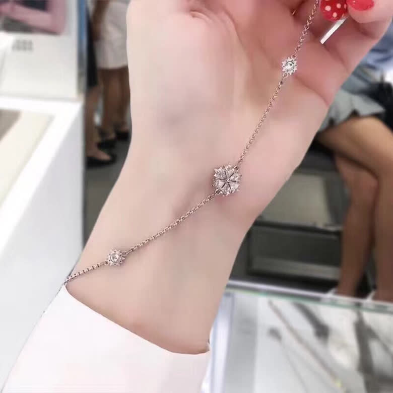 Swarovski Remix Collection Snowflake Bracelet