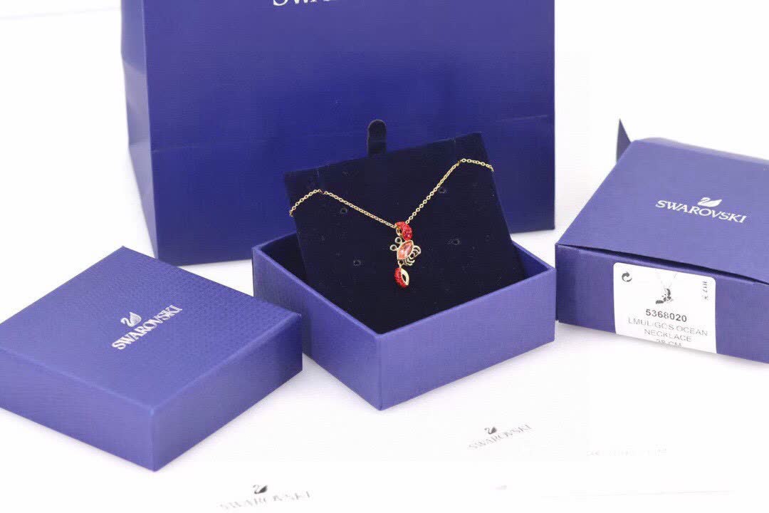 Swarovski Gold Crab Pendant Necklace