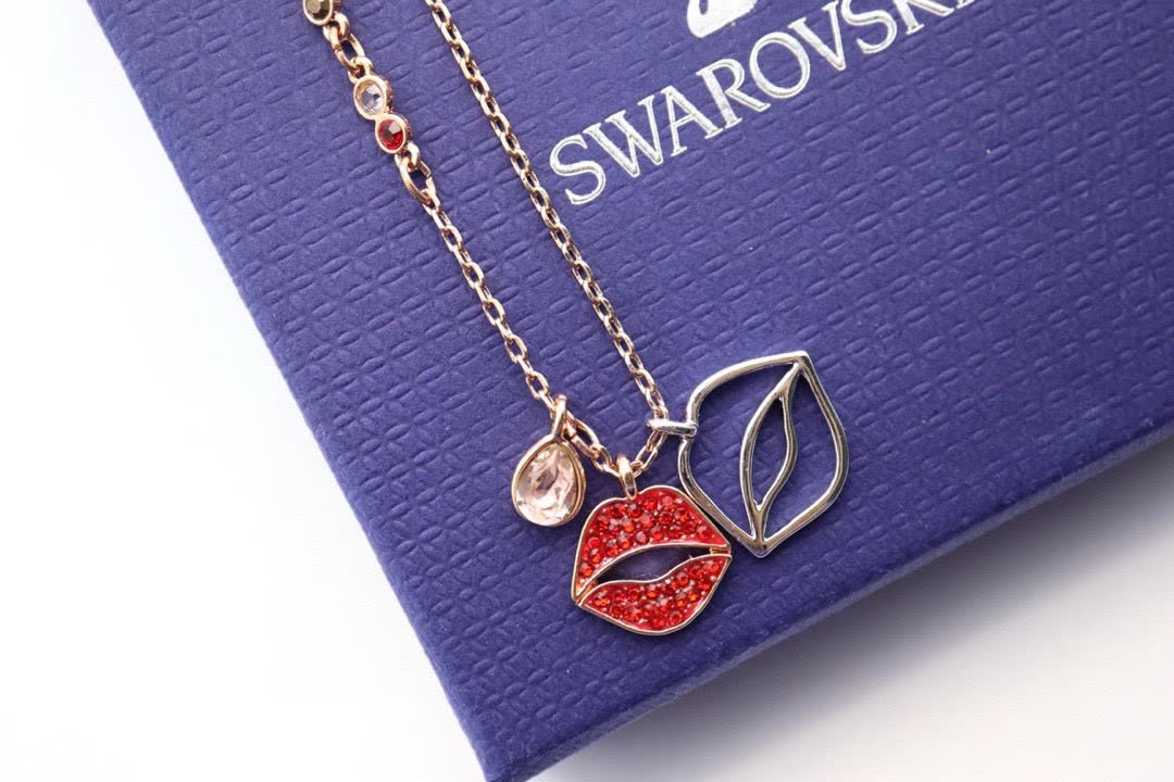 Swarovski Lip and Leaf Pendant Necklace
