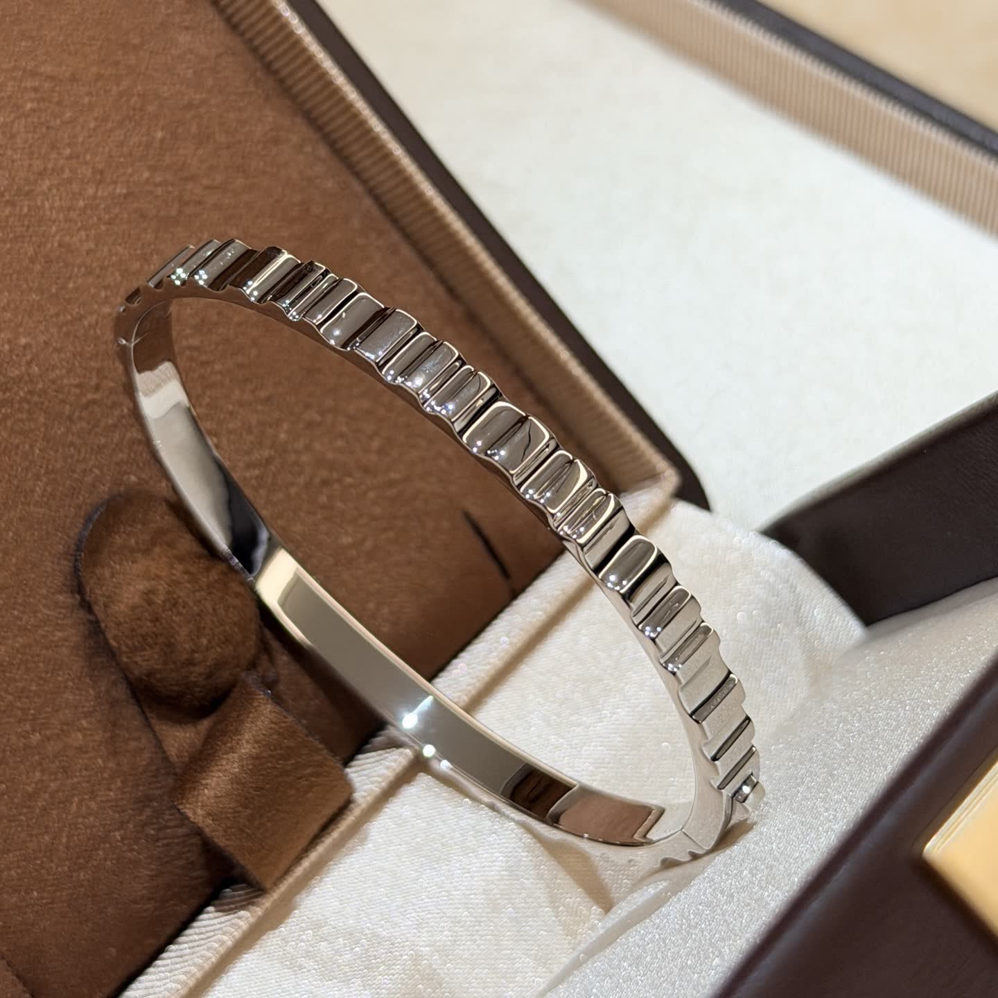 Boucheron Silver Bangle Bracelet