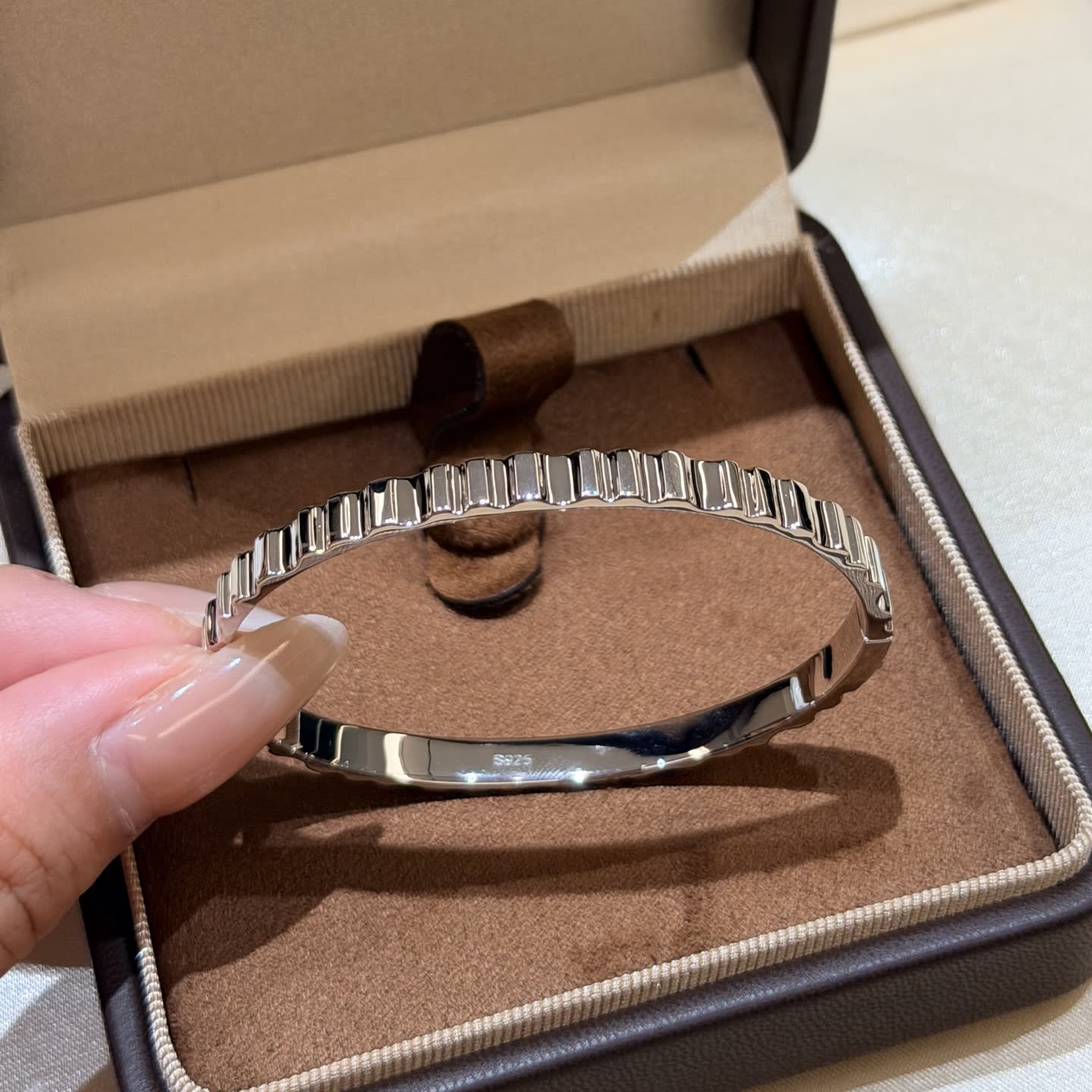 Boucheron Silver Bangle Bracelet