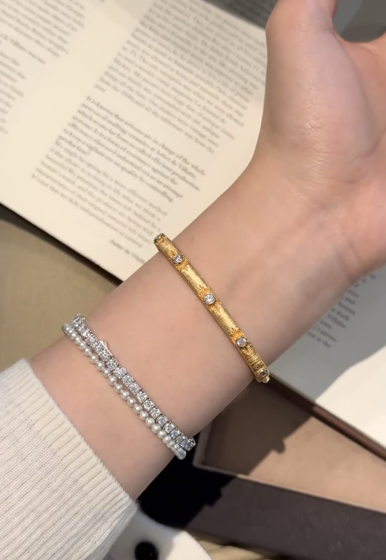 Buccellati Elegant Gold Bangle Bracelet with Crystal Accents
