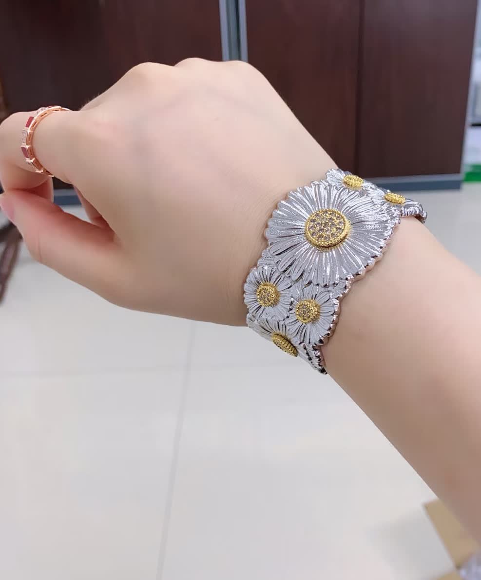 Buccellati Silver and Gold Flower Bracelet