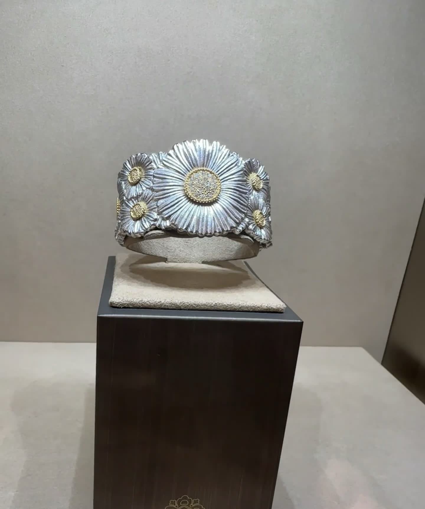 Buccellati Silver and Gold Flower Bracelet