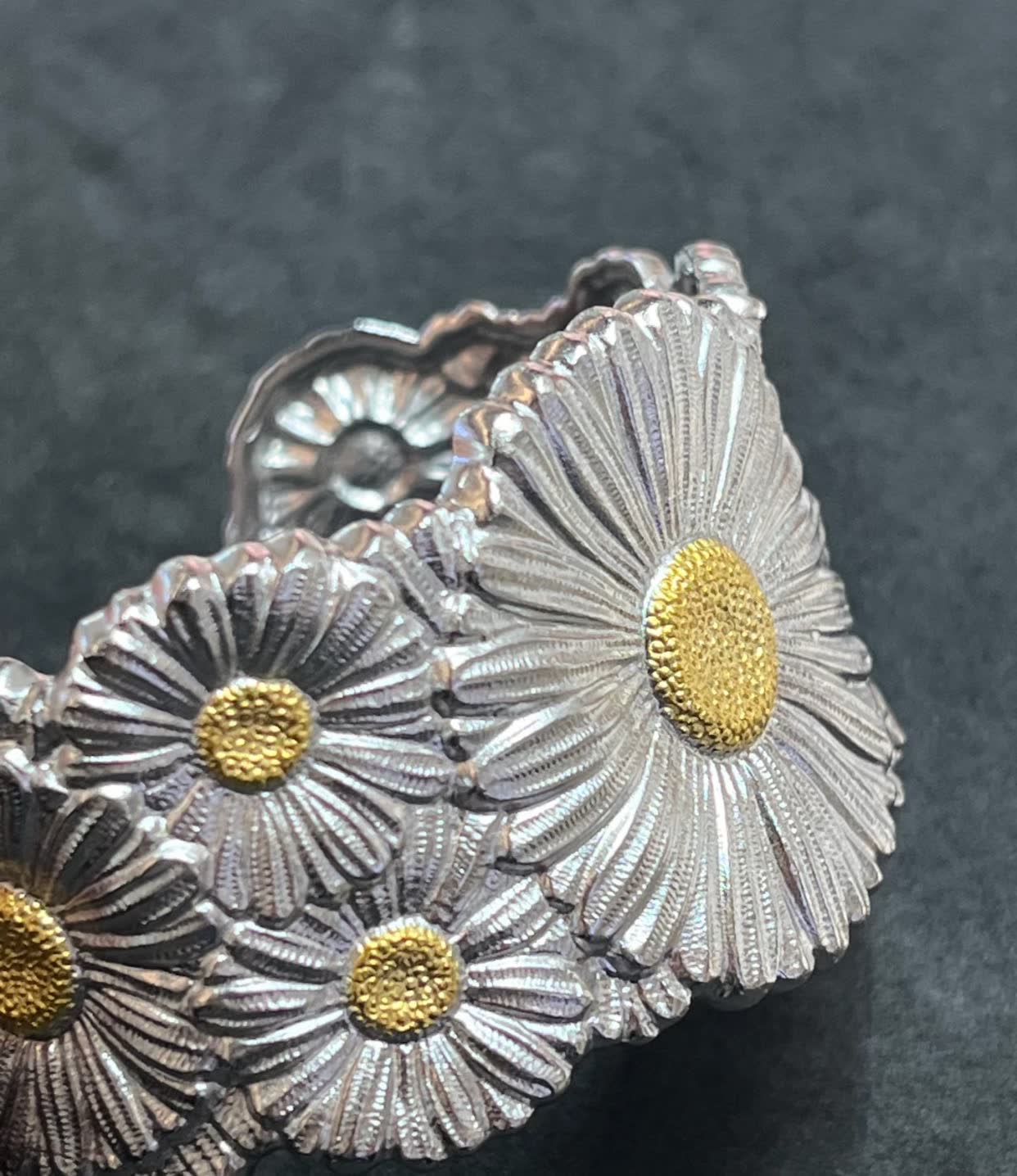 Buccellati Silver Daisy Flower Bracelet