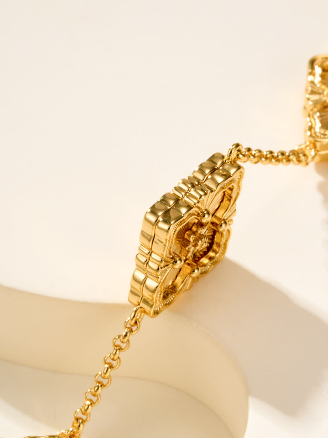 Buccellati Gold Flower Bracelet