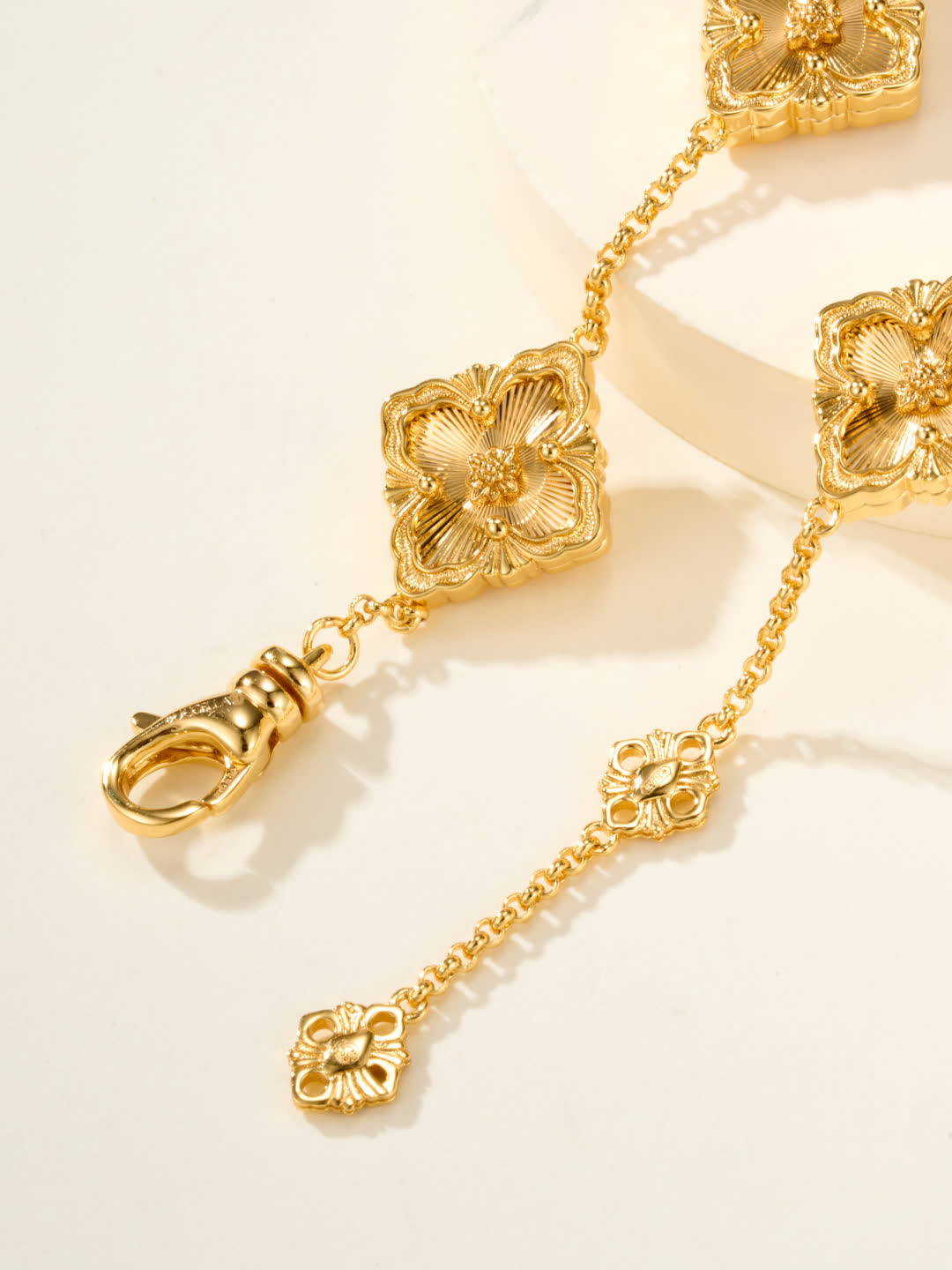 Buccellati Gold Flower Bracelet