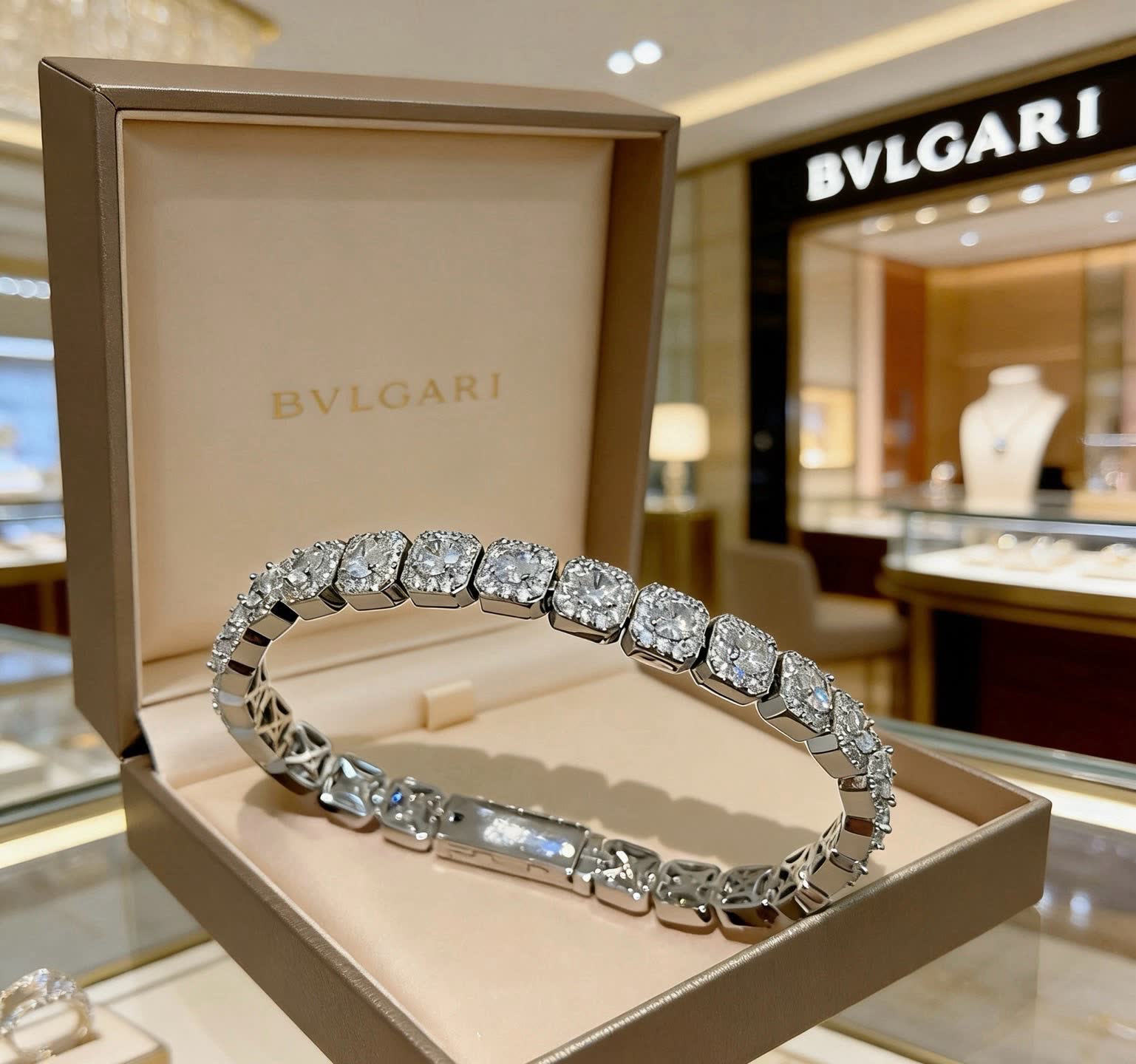 Bvlgari Diamond Bracelet Bvlgari Diamond Bracelet