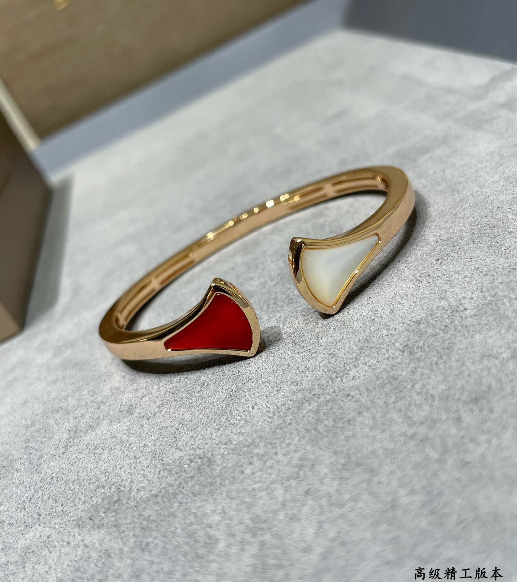Bvlgari Gold Bangle Bracelet with Red and White Enamel Bvlgari Gold Bangle Bracelet with Red and White Enamel