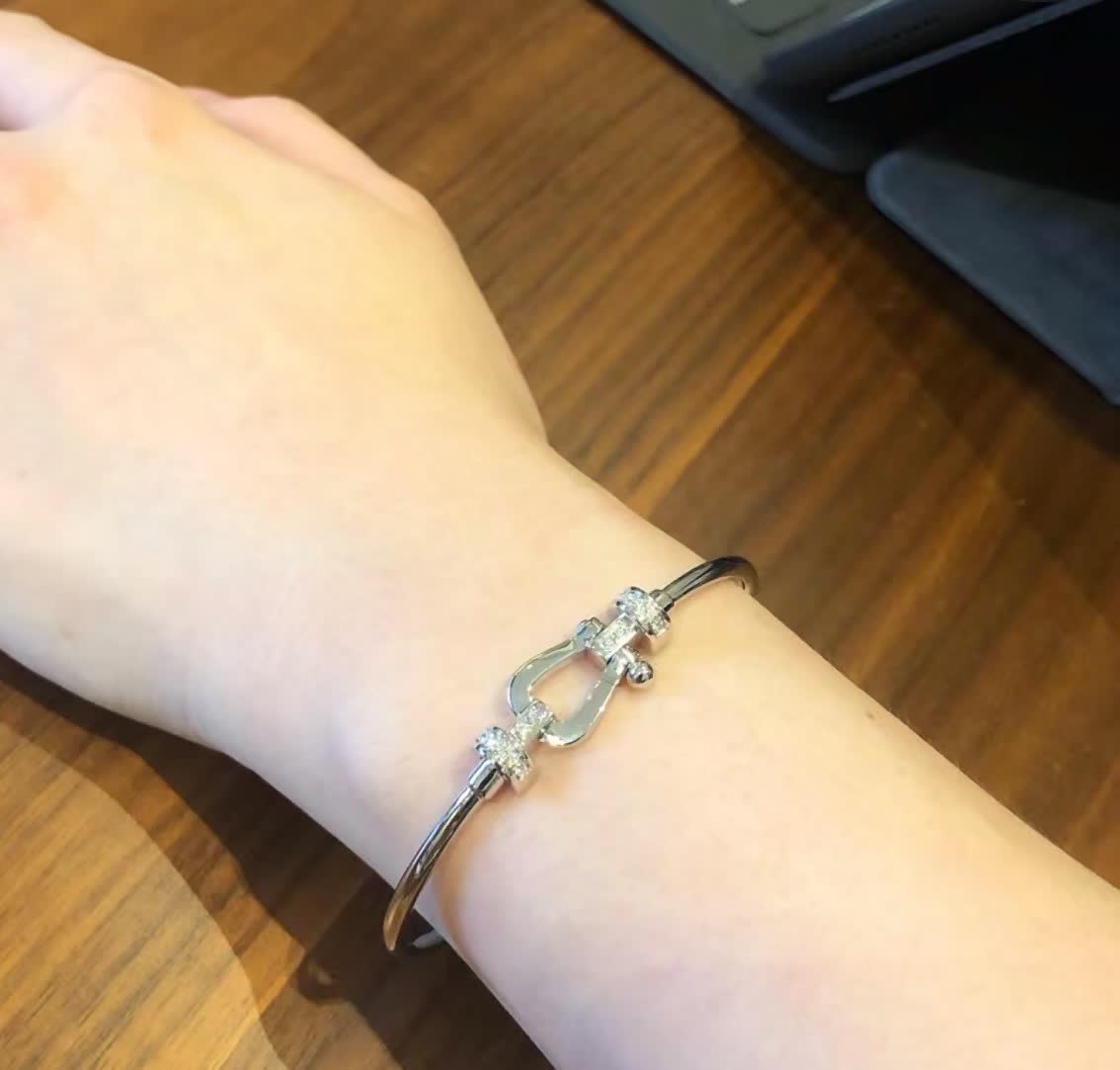Cartier Love Bracelet