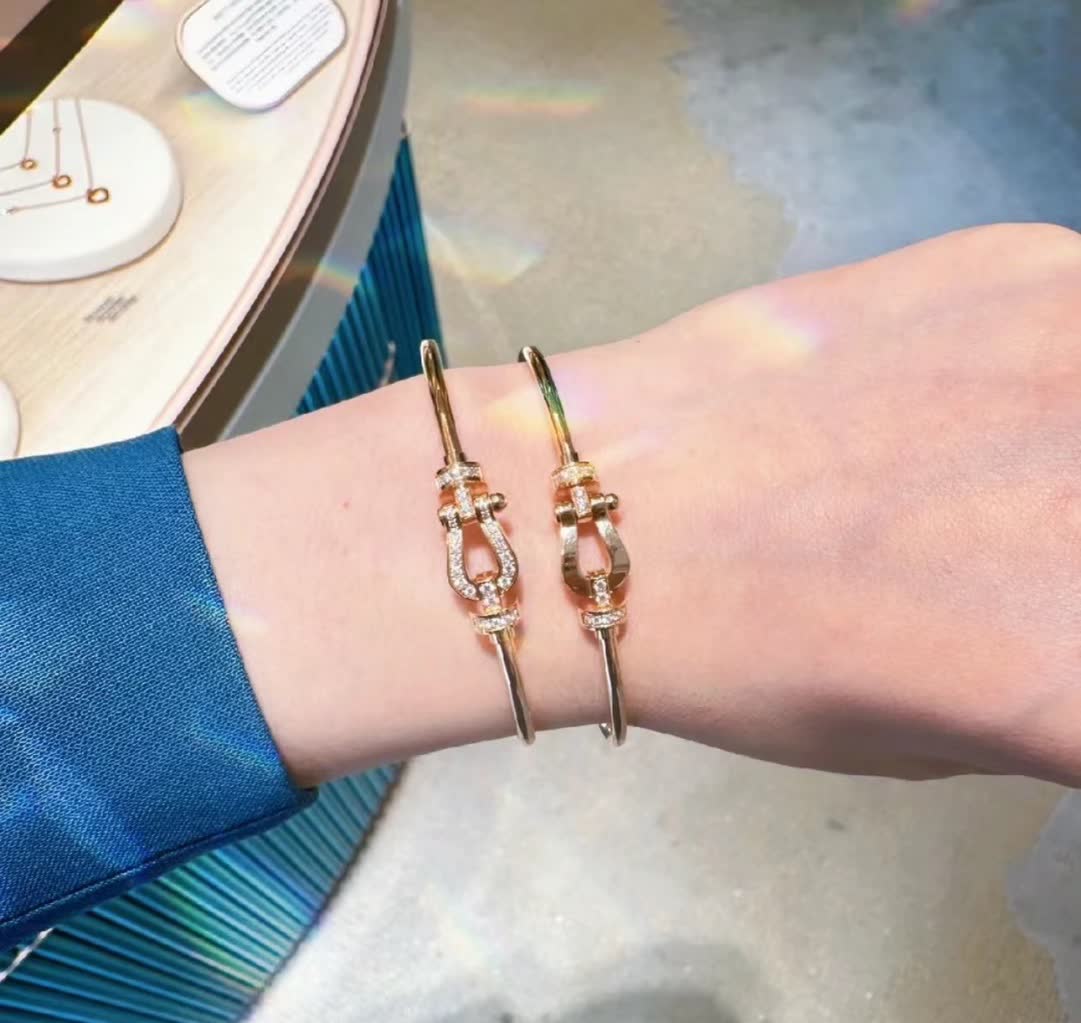 Cartier Love Bracelet