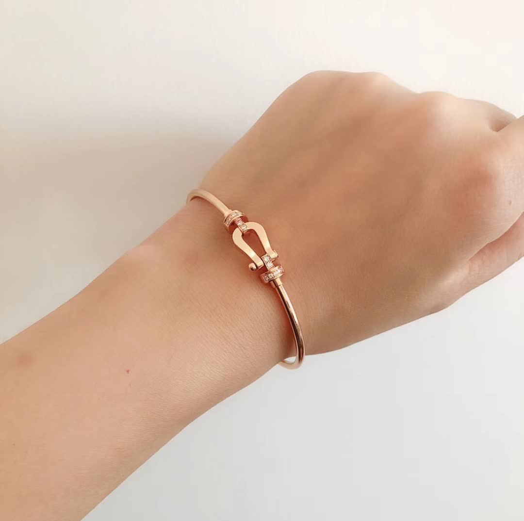Cartier Love Bracelet
