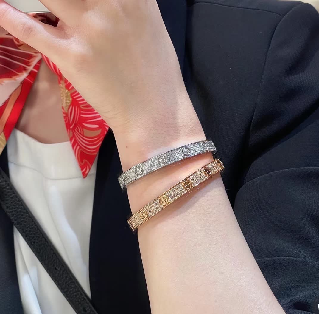 Cartier Love Bracelet Cartier Love Bracelet