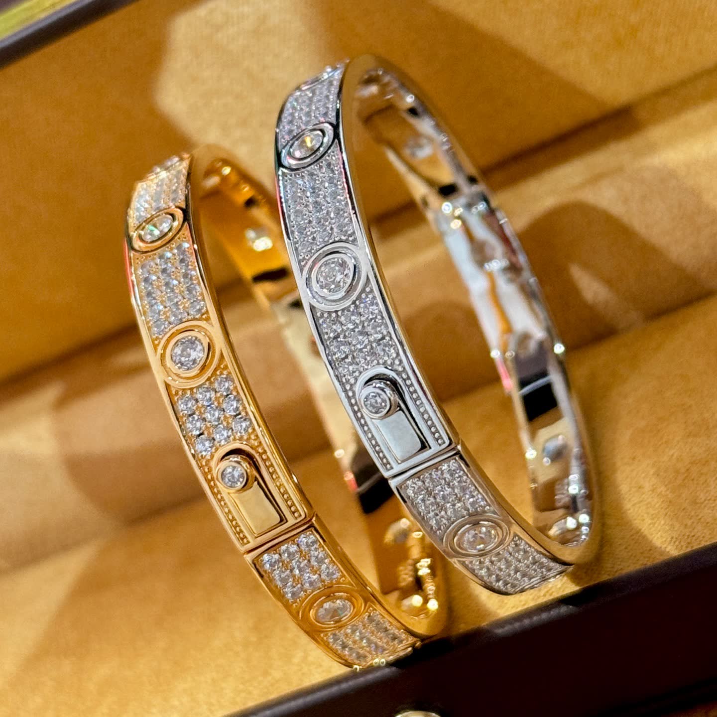 Cartier Love Bracelet Cartier Love Bracelet