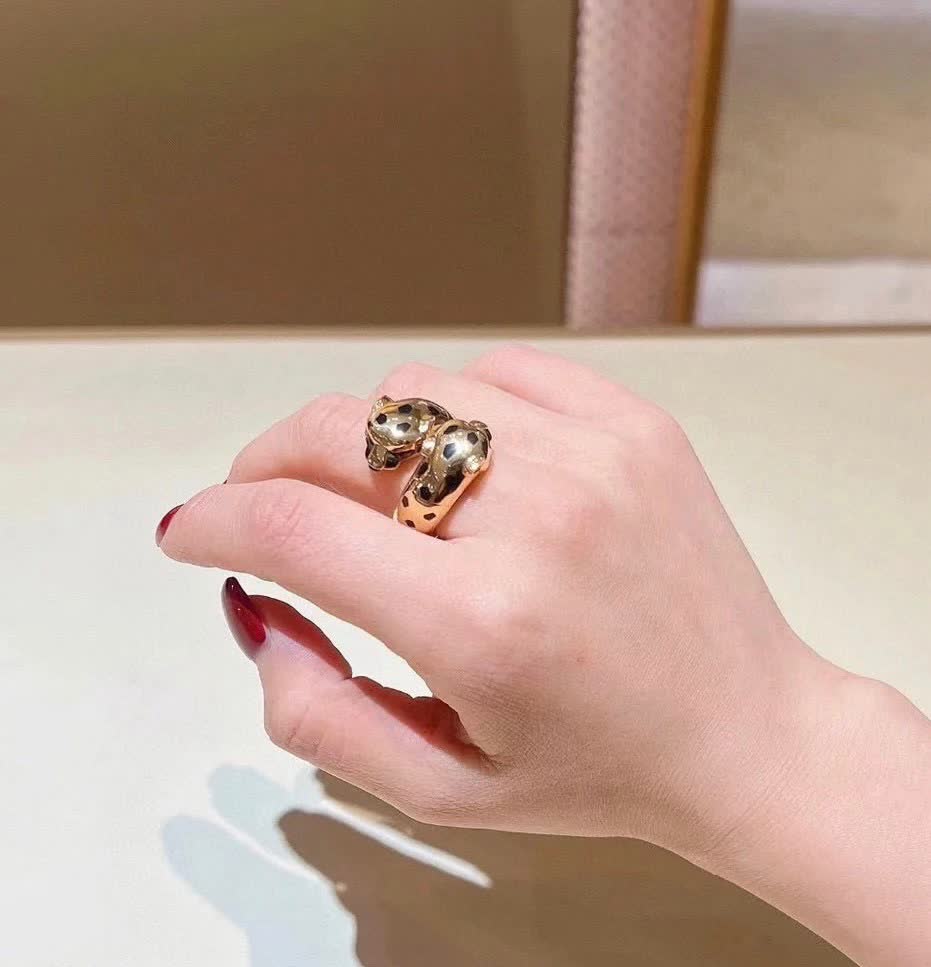 Cartier Panthere Ring