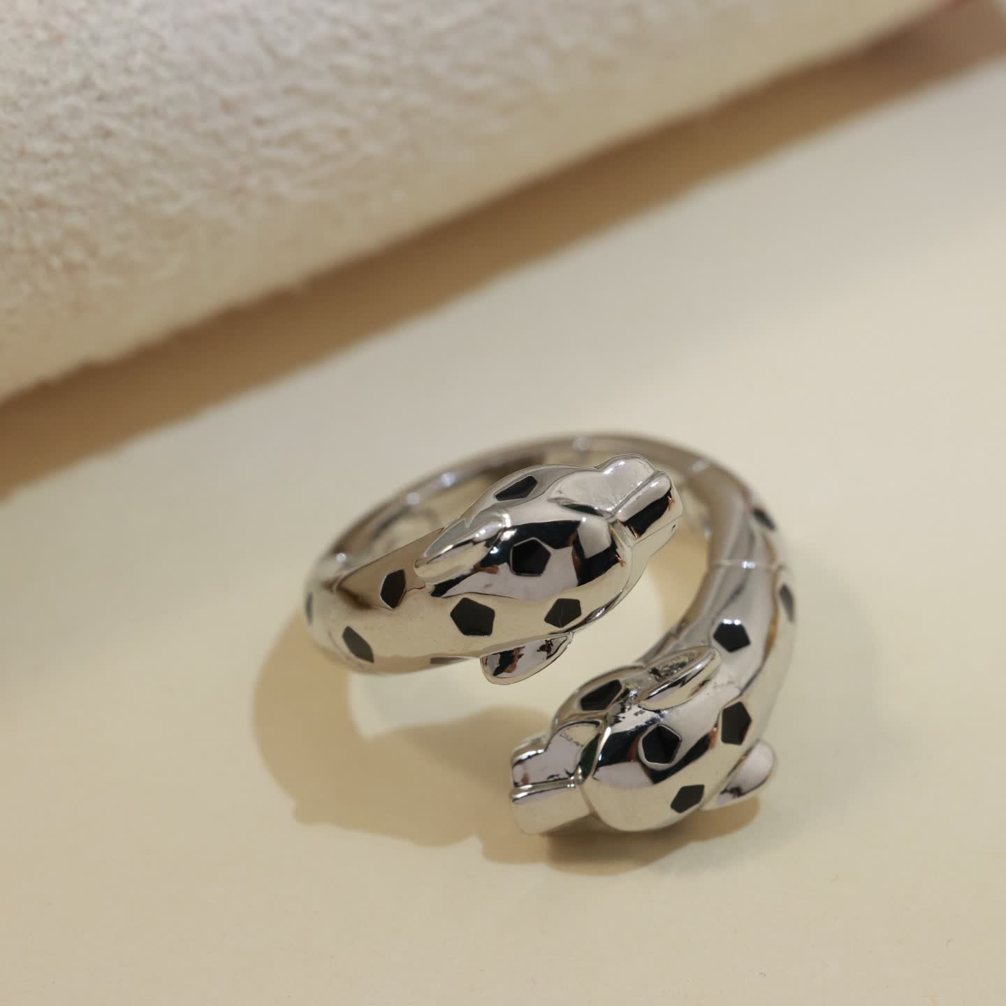 Cartier Panthere Ring