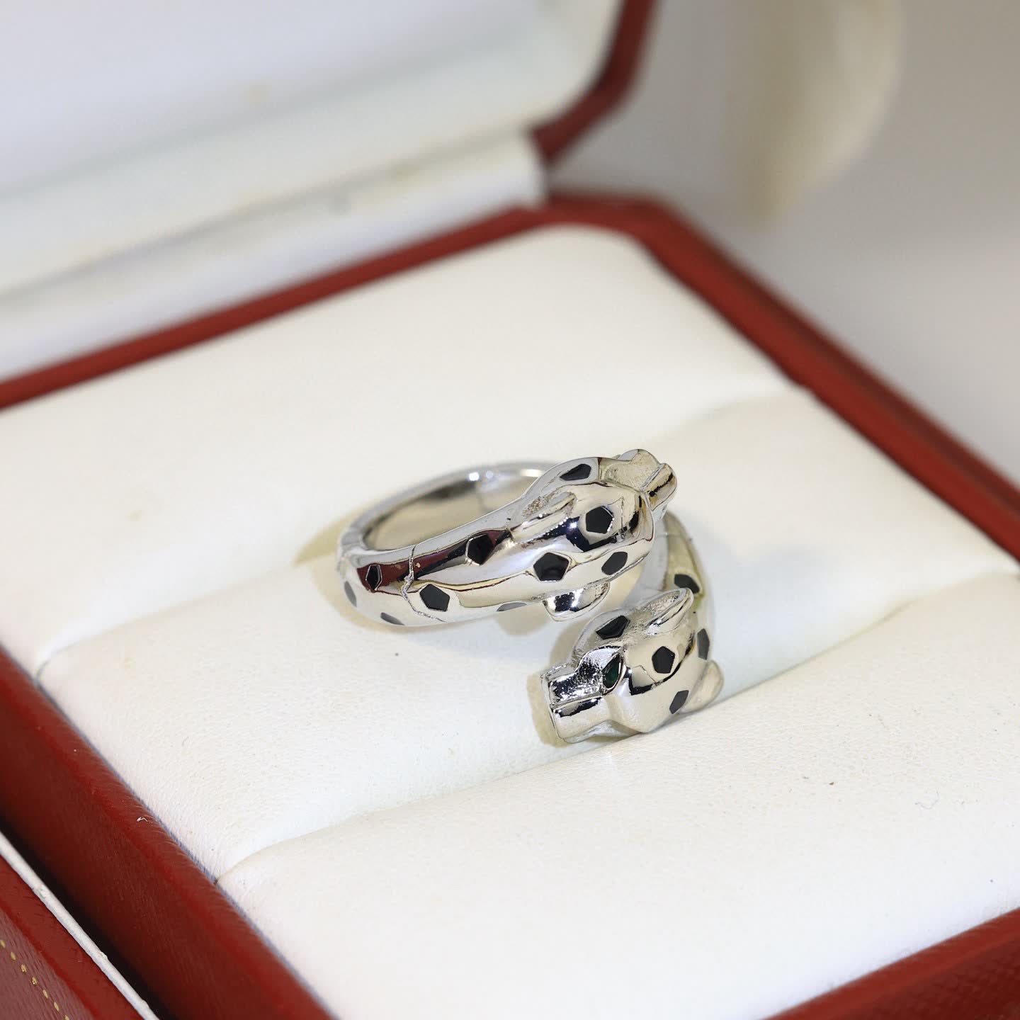 Cartier Panthere Ring