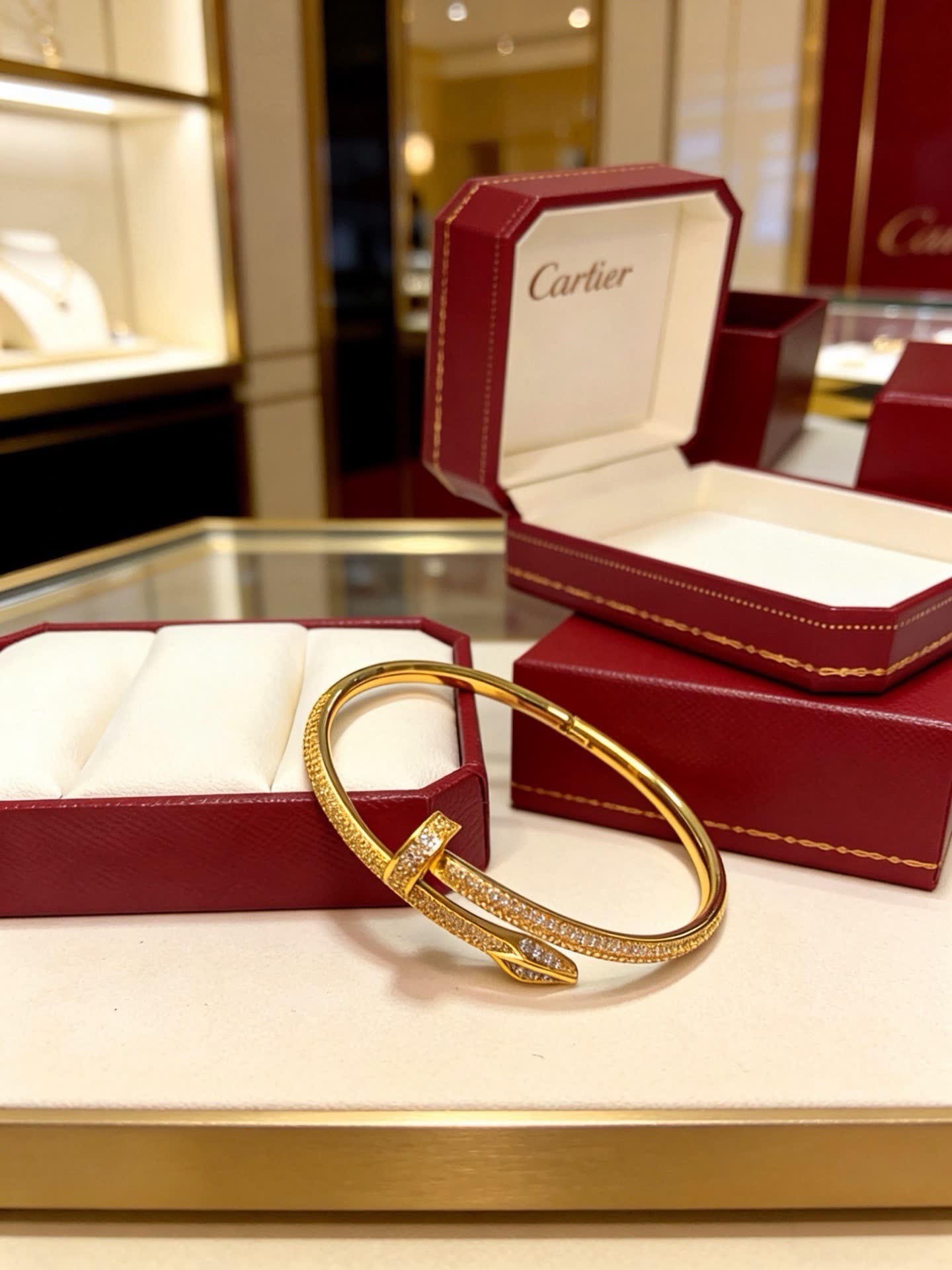 Cartier Panthere de Cartier Bracelet