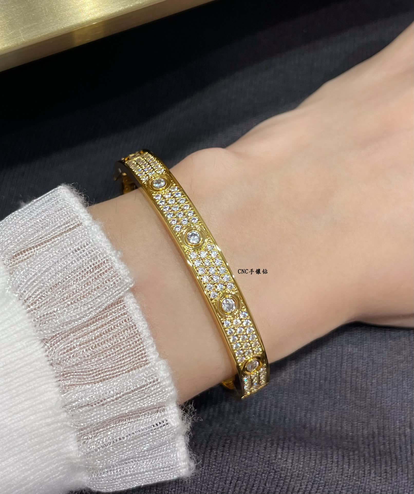 Cartier CNC Handmade Diamond Bracelet Cartier CNC Handmade Diamond Bracelet